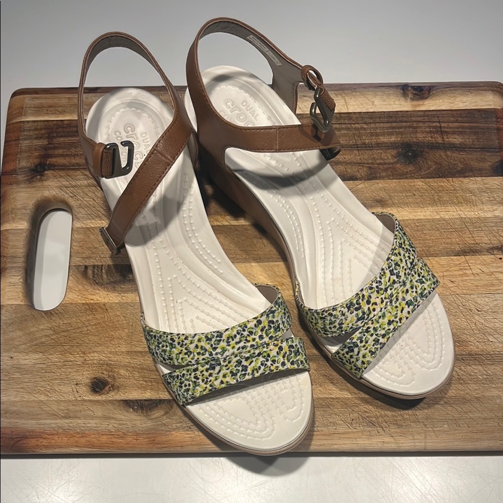 CROCS Green and Brown Sandals with Wedge Sole